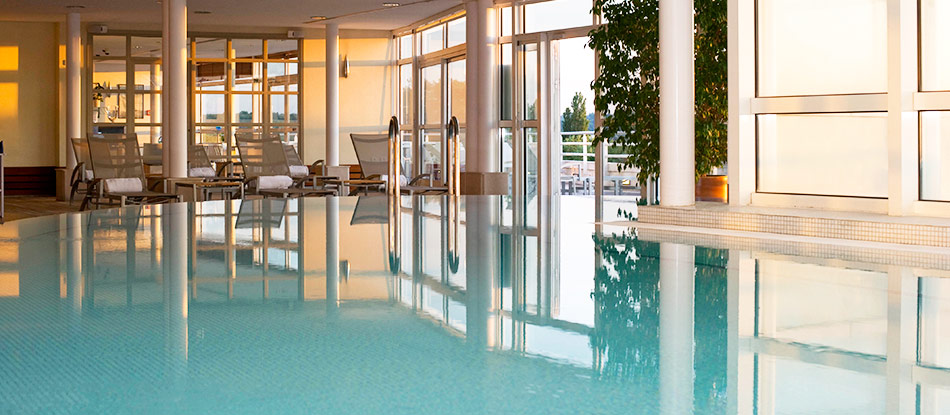 Piscine hotel golf france