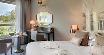 To book your room in Vichy